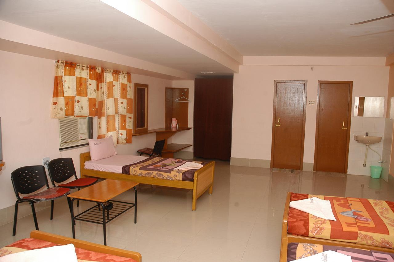 Hotel Athityaa Kumbakonam Ngoại thất bức ảnh