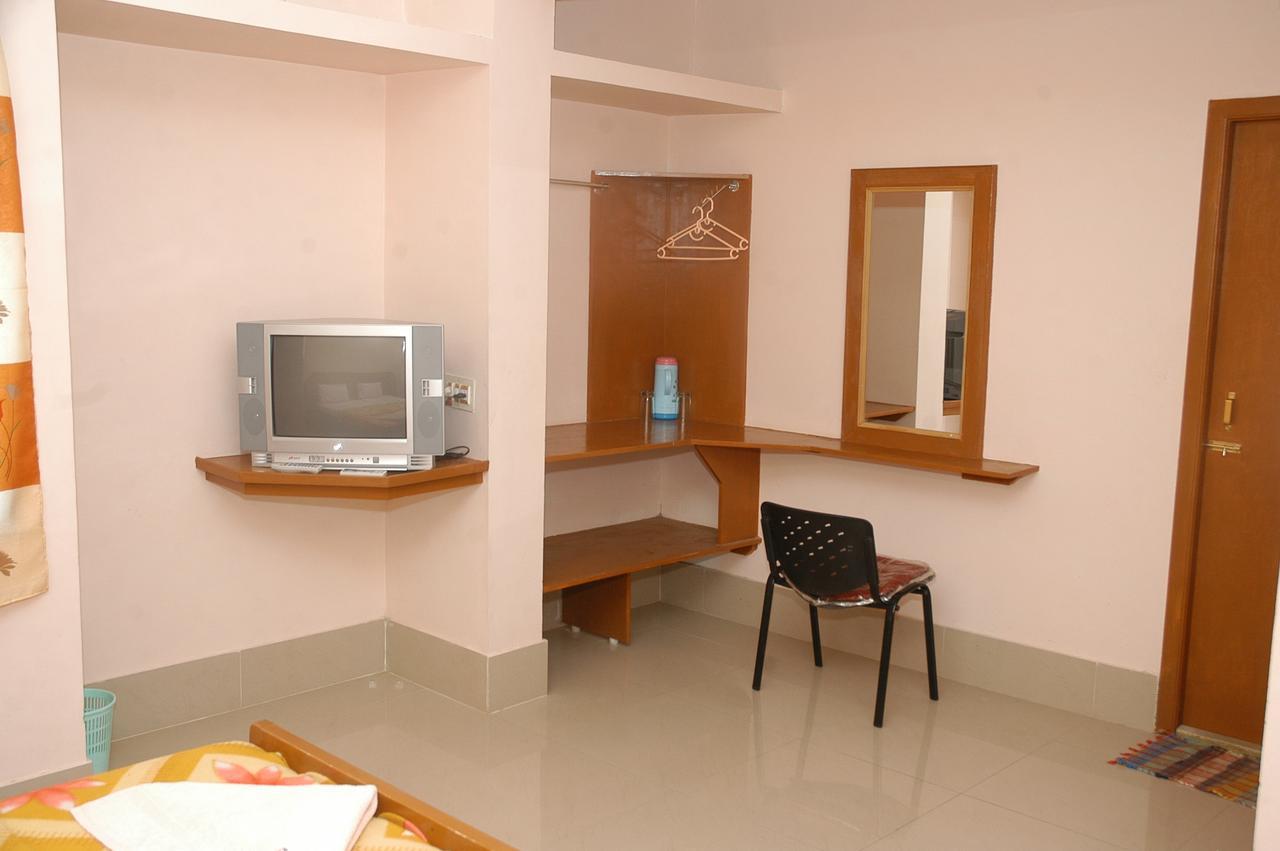 Hotel Athityaa Kumbakonam Ngoại thất bức ảnh