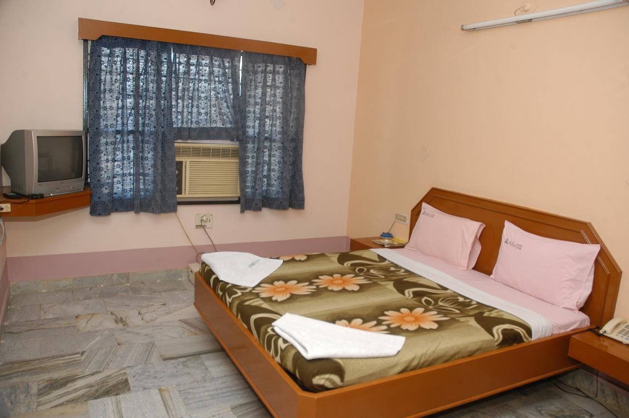 Hotel Athityaa Kumbakonam Ngoại thất bức ảnh